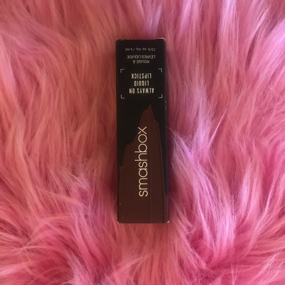 BRAND NEW SMASHBOX LIPSTICK